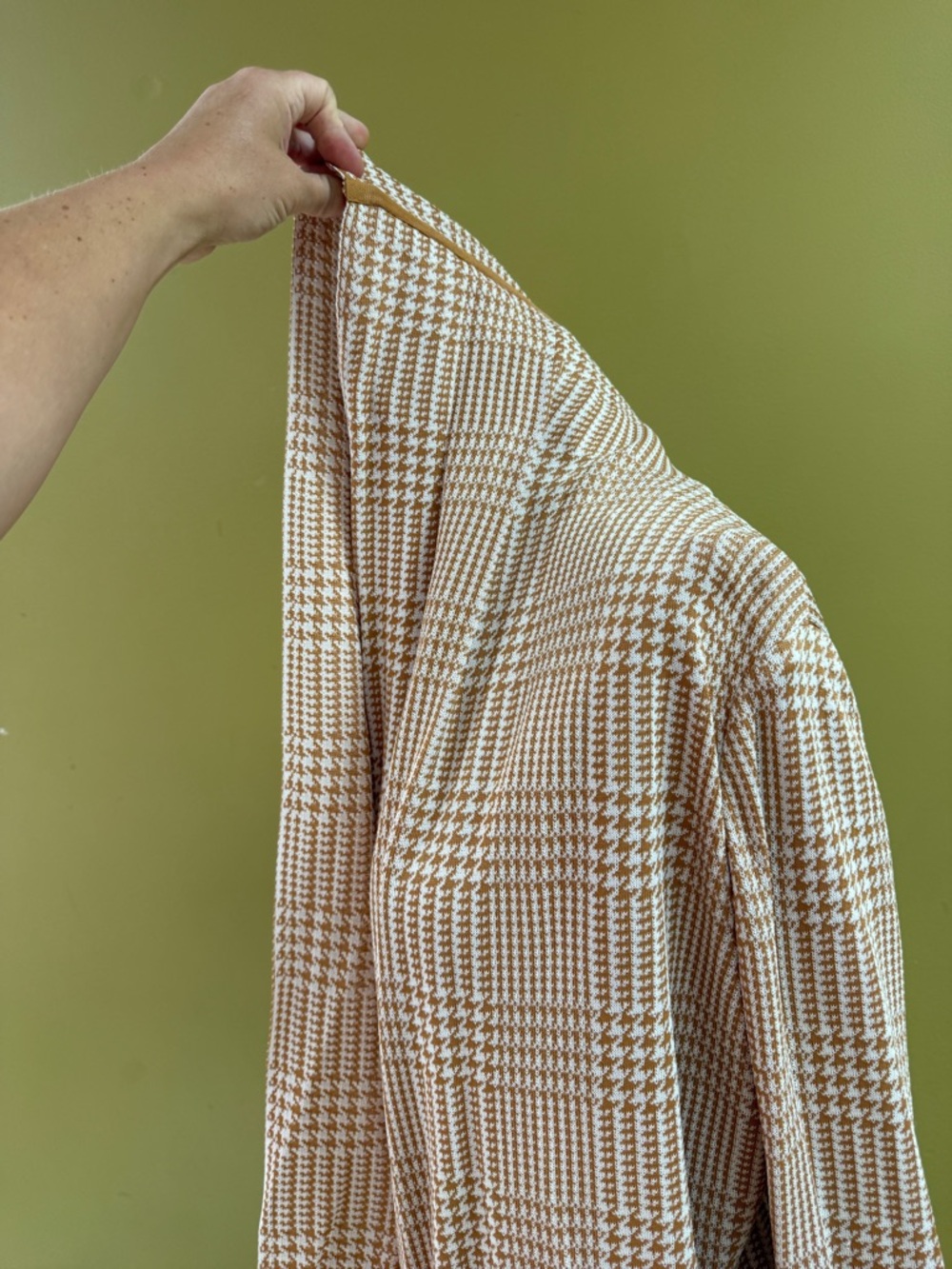 St. John houndstooth sweater and tank top set women’s M and L cardigan - Picture 5 of 14
